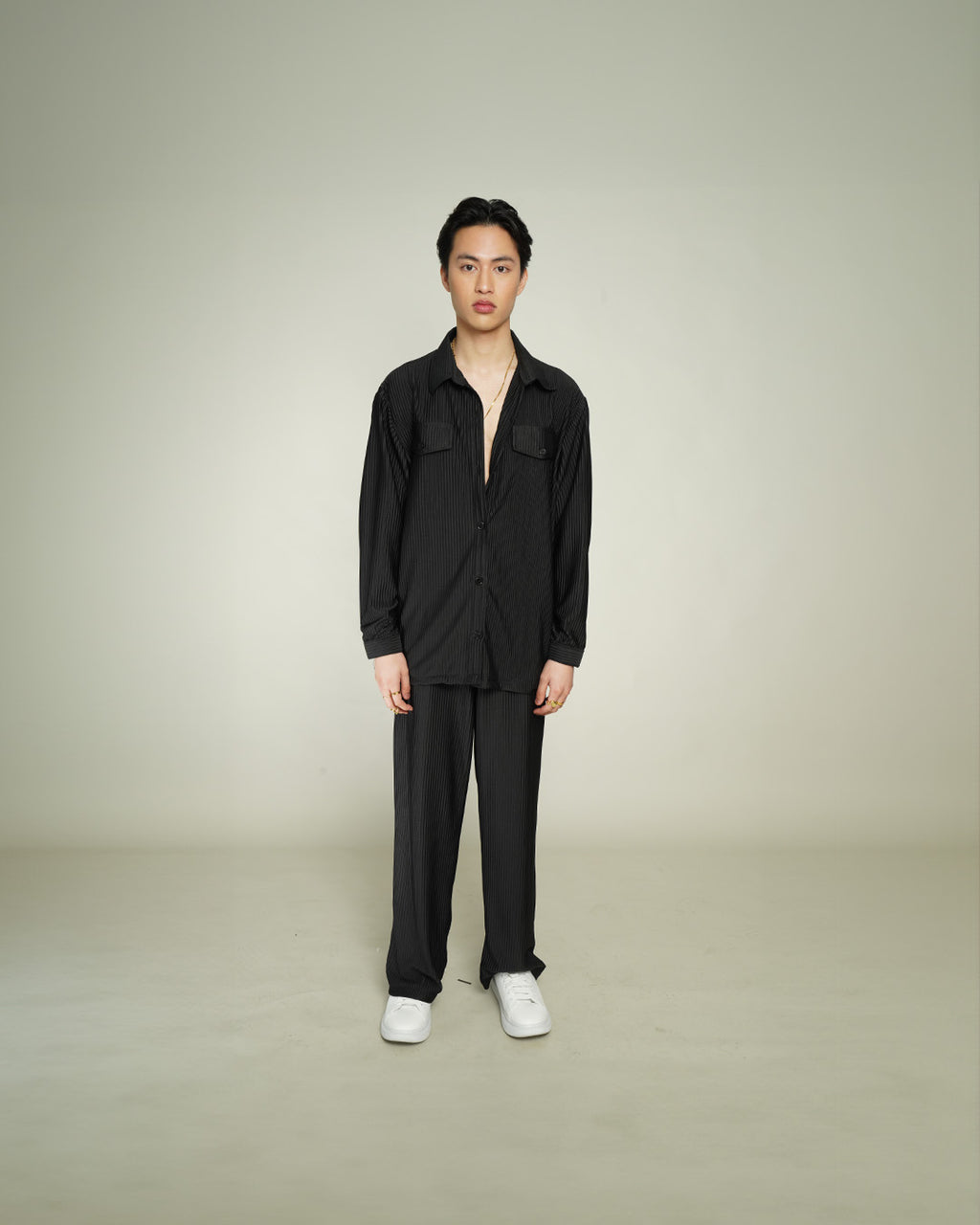 Paragon Jet Black Long Sleeves Set