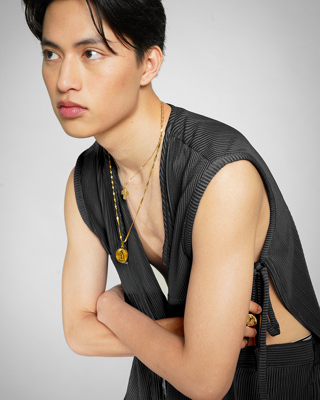 Eleutheria Jet Black Knot Vest