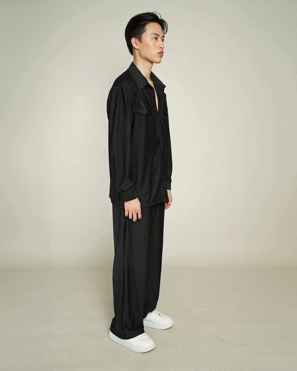 Paragon Jet Black Long Sleeves Set