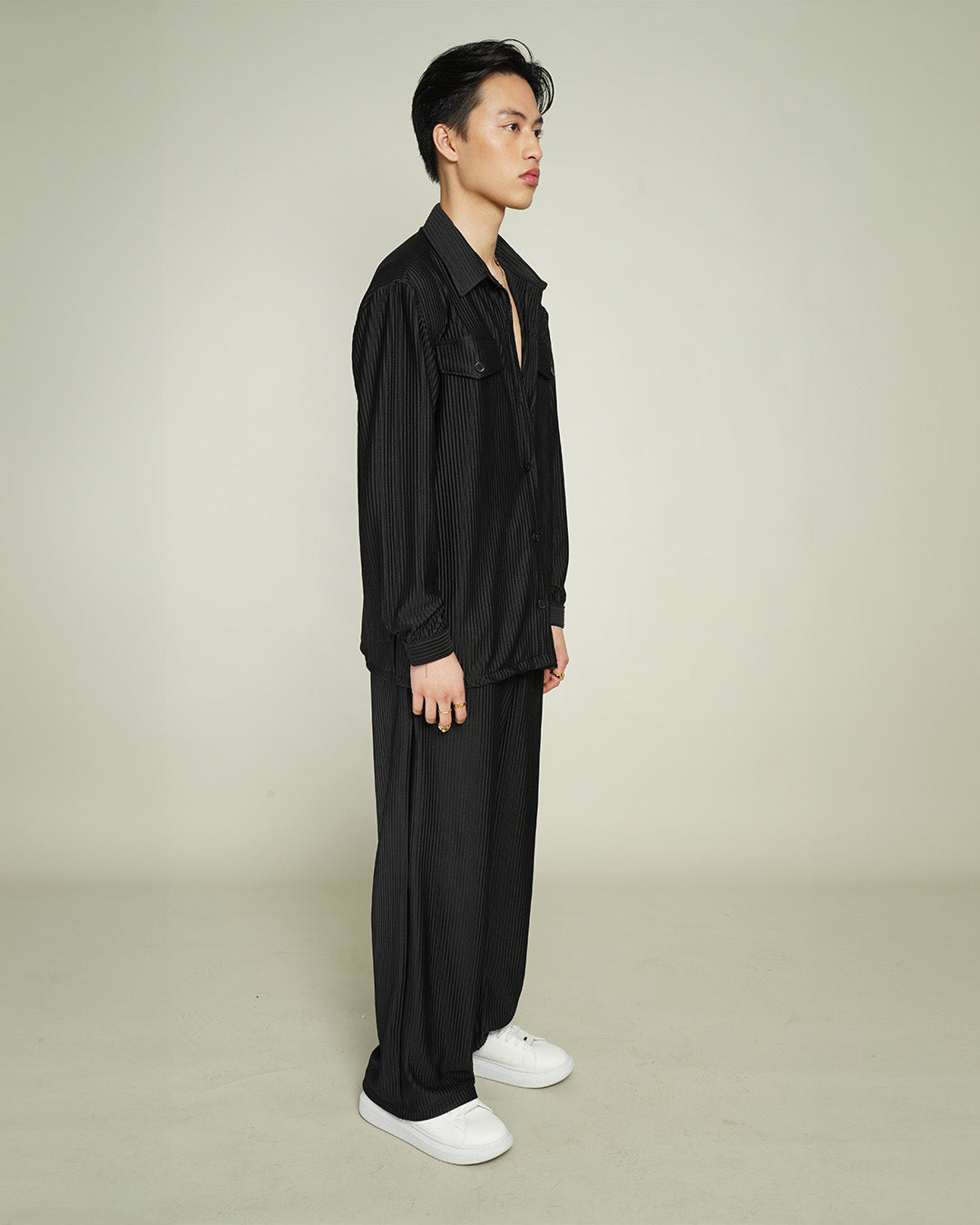 Paragon Jet Black Long Sleeves Set