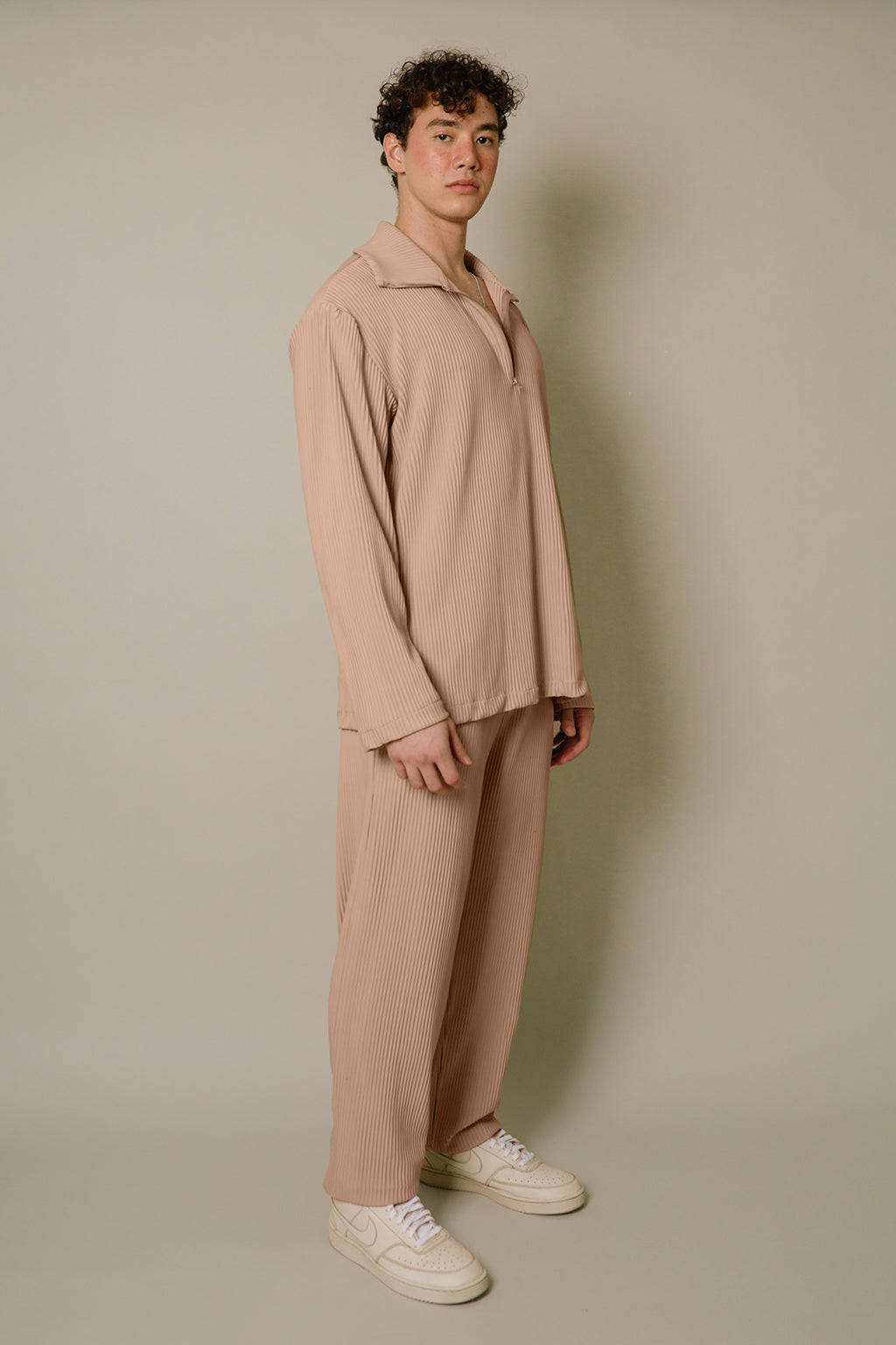 Nitidus Sand Pleated Quarter Zip