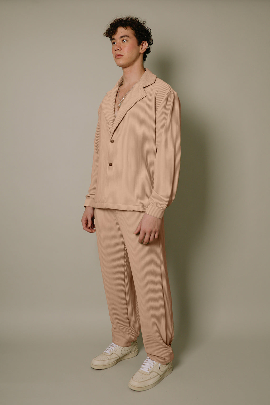 Nitidus Sand Pleated Blazer
