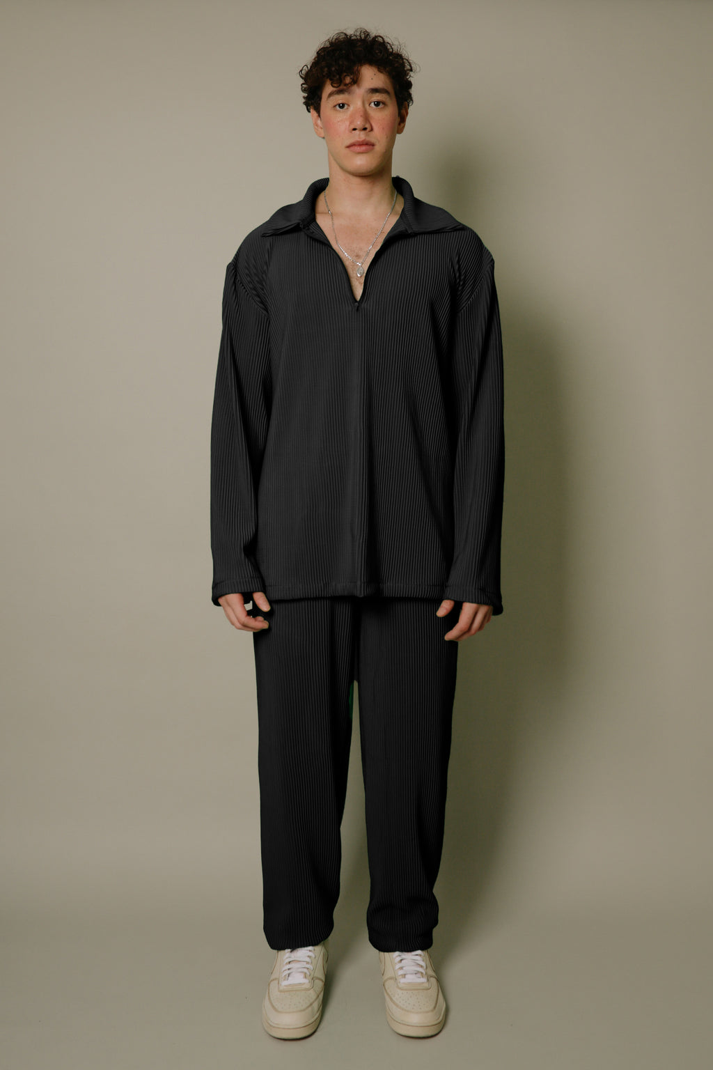 Nitidus Jet Black Quarter Zip (Caliginous)
