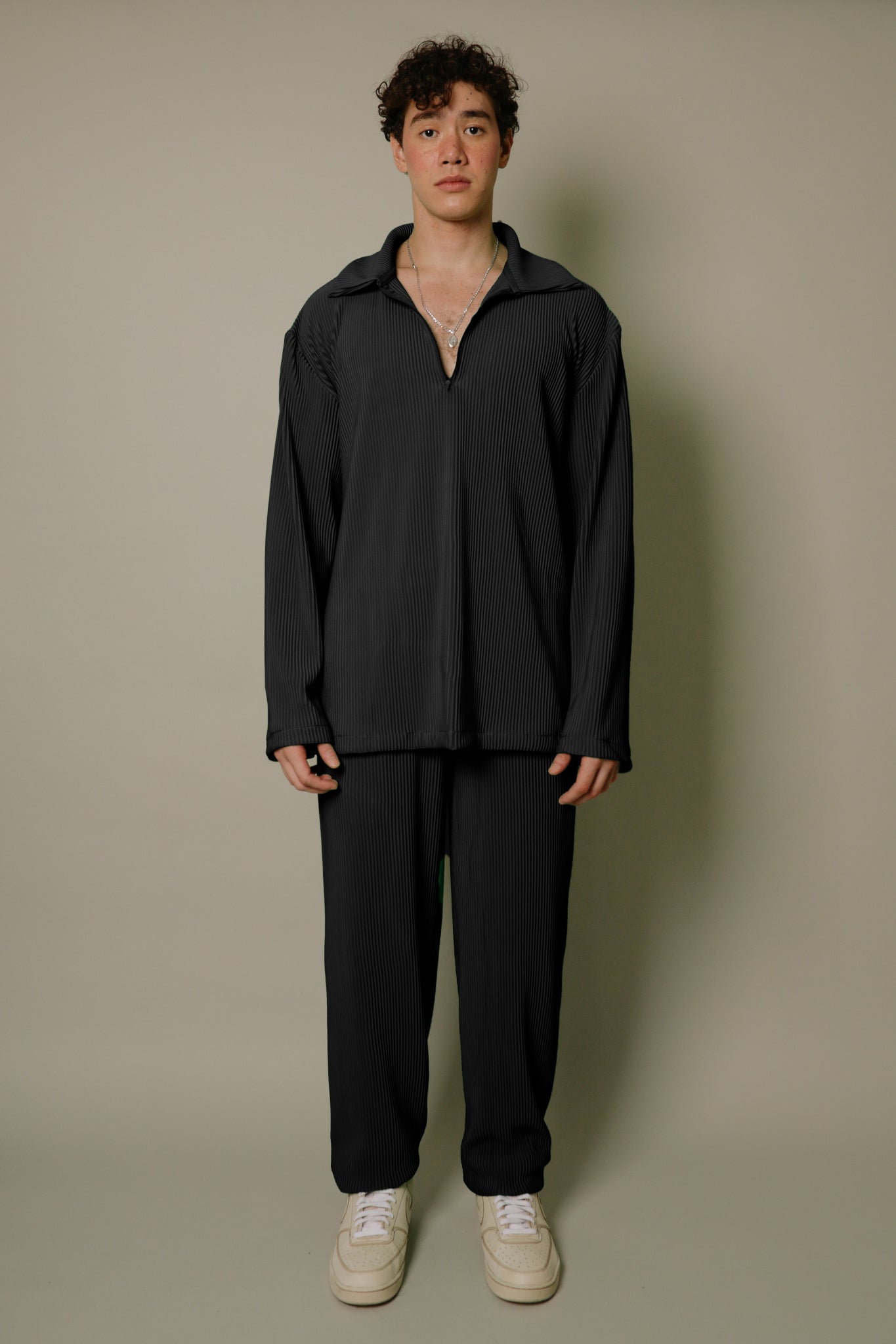 Nitidus Jet Black Quarter Zip (Caliginous)